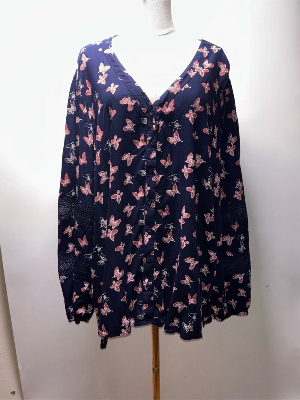 Lane Bryant Navy Button-Front Blouse with Butterfly Print Size 22/24